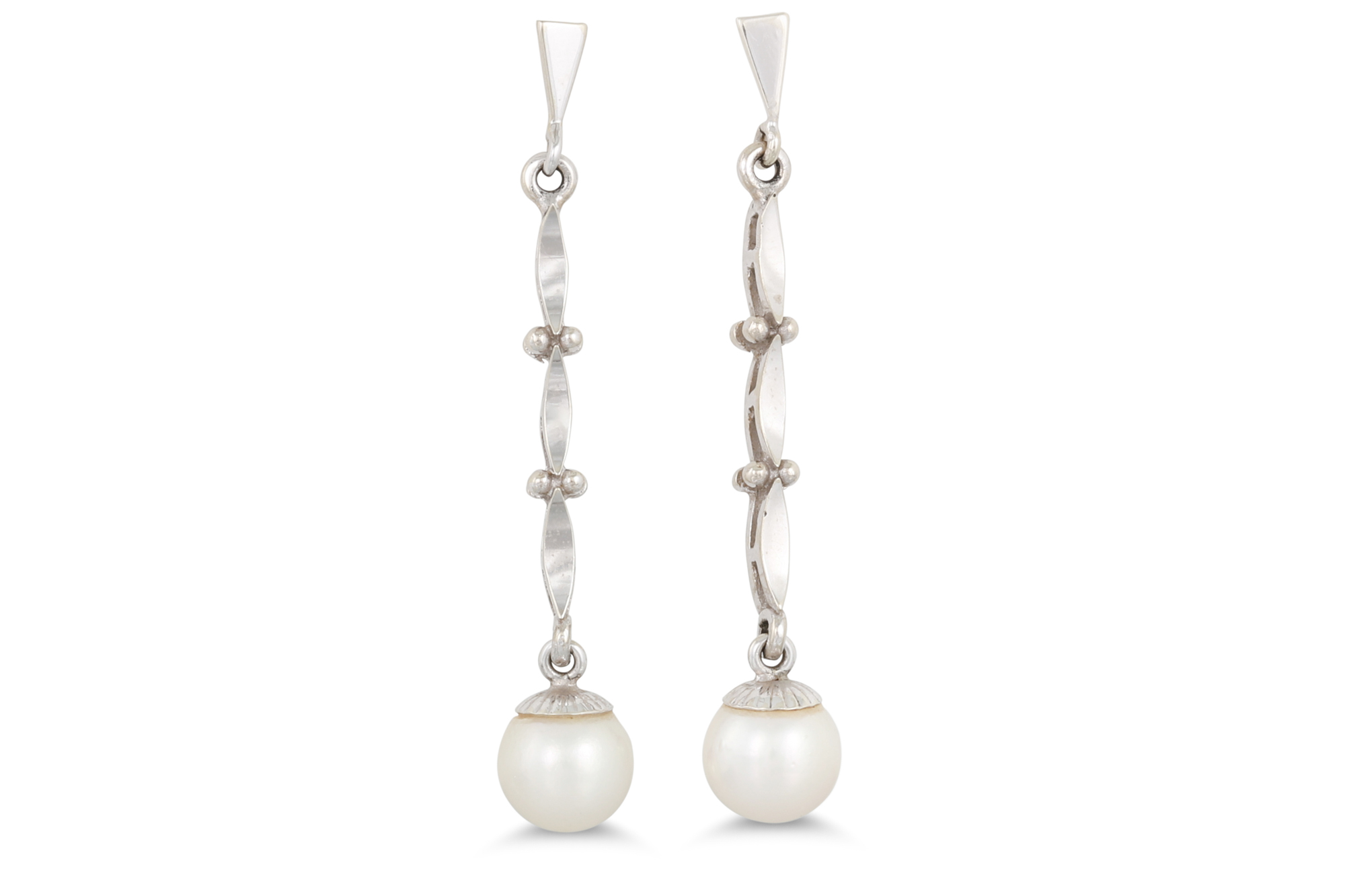 A PAIR OF PEARL DROP EARRINGS, mounted in 14ct white gold