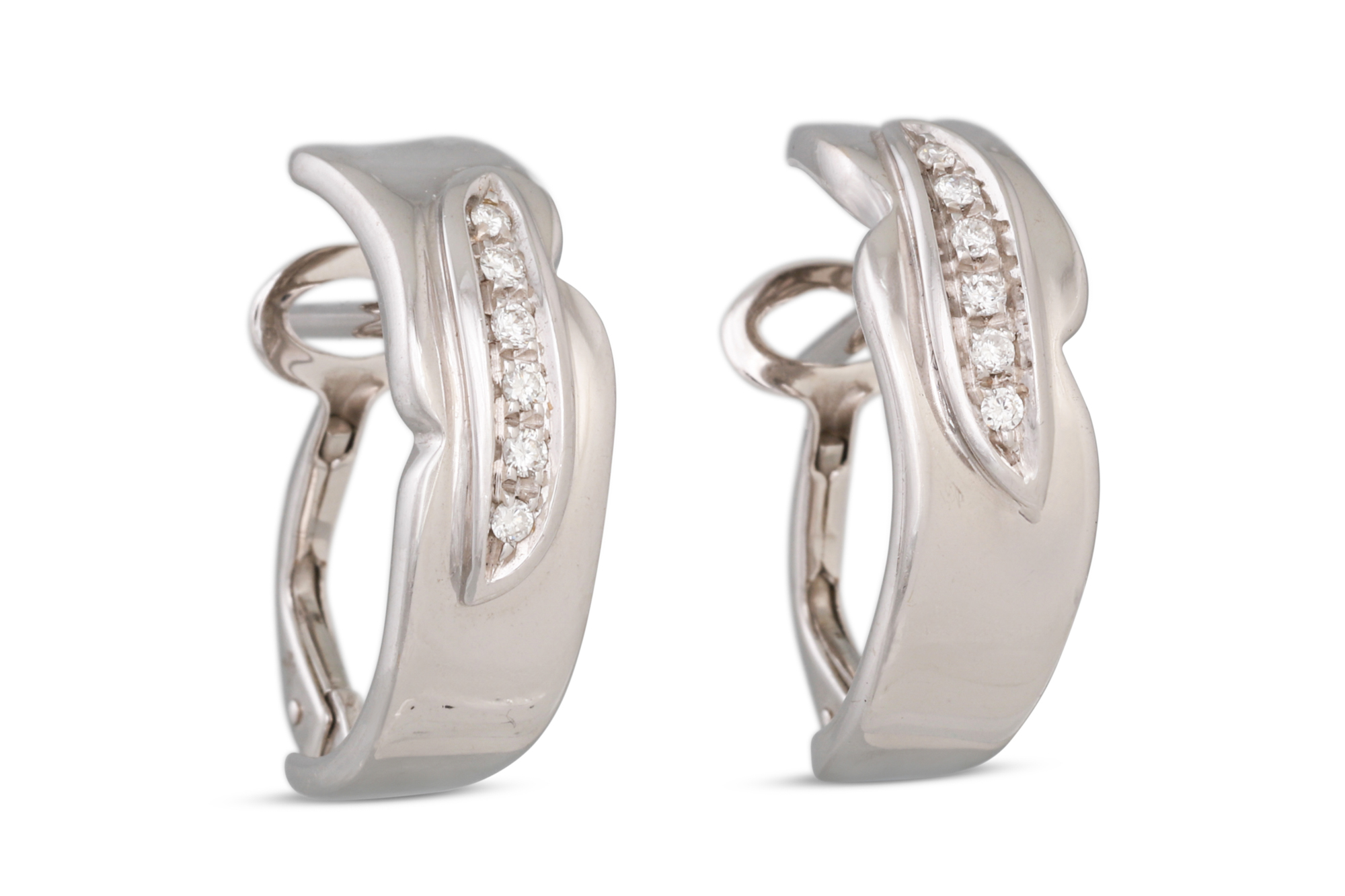 A PAIR OF DIAMOND SET HOOP EARRINGS, in 18ct white gold. Estimated: weight of diamonds: 0.20 ct