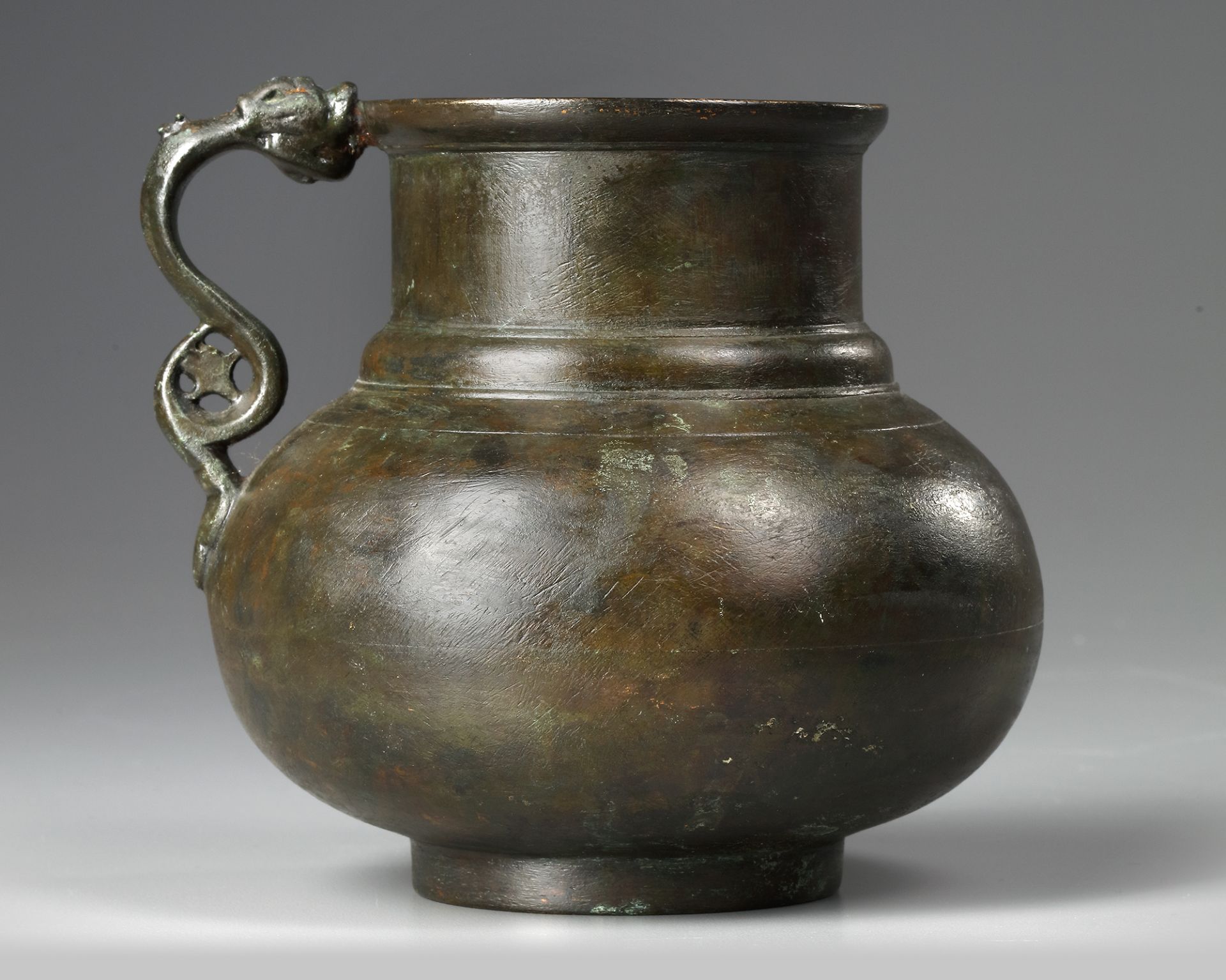 A TIMURID DRAGON-HANDLED JUG, CENTRAL ASIA, LATE 14TH- EARLY 15TH CENTURY - Image 3 of 6