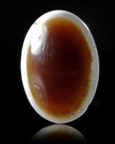 A SARDONYX/ AGATE CABOUCHON, 1ST CENTURY AD