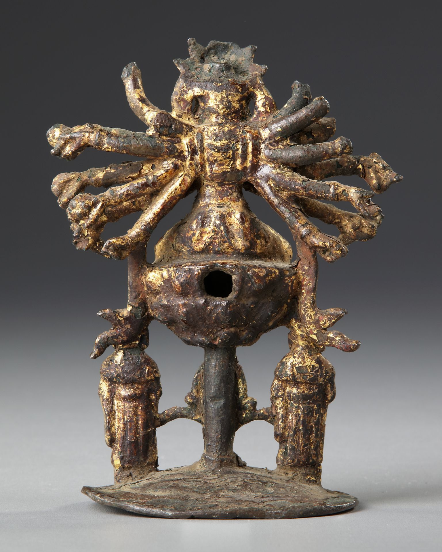 THREE CHINESE BRONZE FIGURES, MING DYNASTY AND LATER - Image 11 of 11