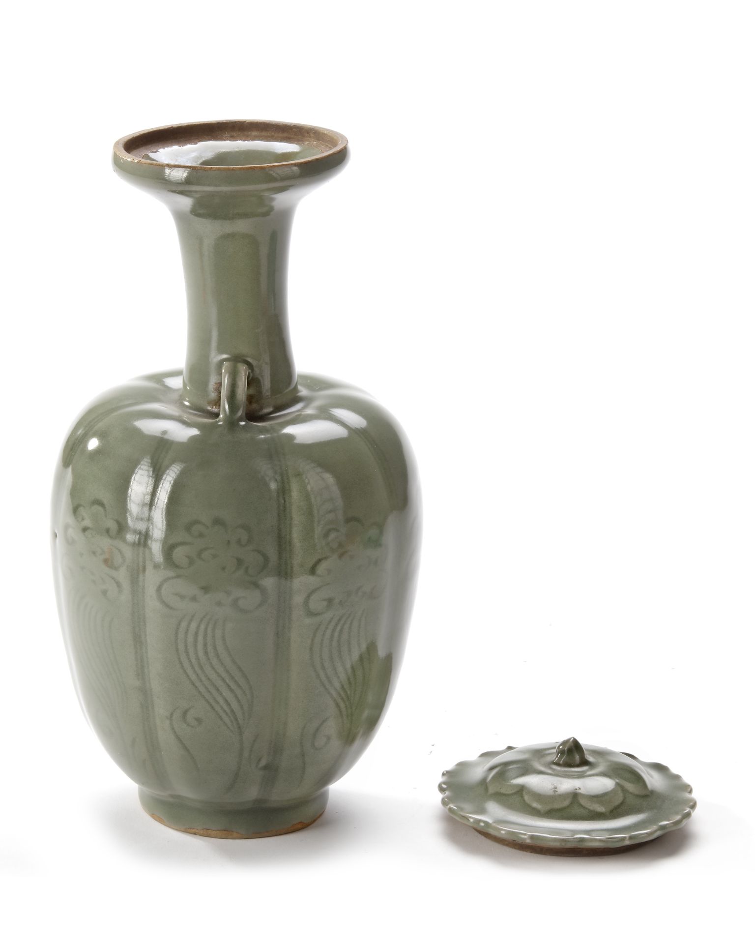 A CHINESE LONGQUAN CELADON GLAZED MELON-SHAPED VASE, SONG DYNASTY (960-1279) - Image 3 of 4