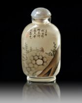 A CHINESE INSIDE GLASS PAINTED SNUFF BOTTLE, 19TH CENTURY