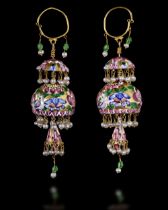 A PAIR OF ENAMELLED GOLD EARRINGS, QAJAR IRAN, 19TH CENTURY