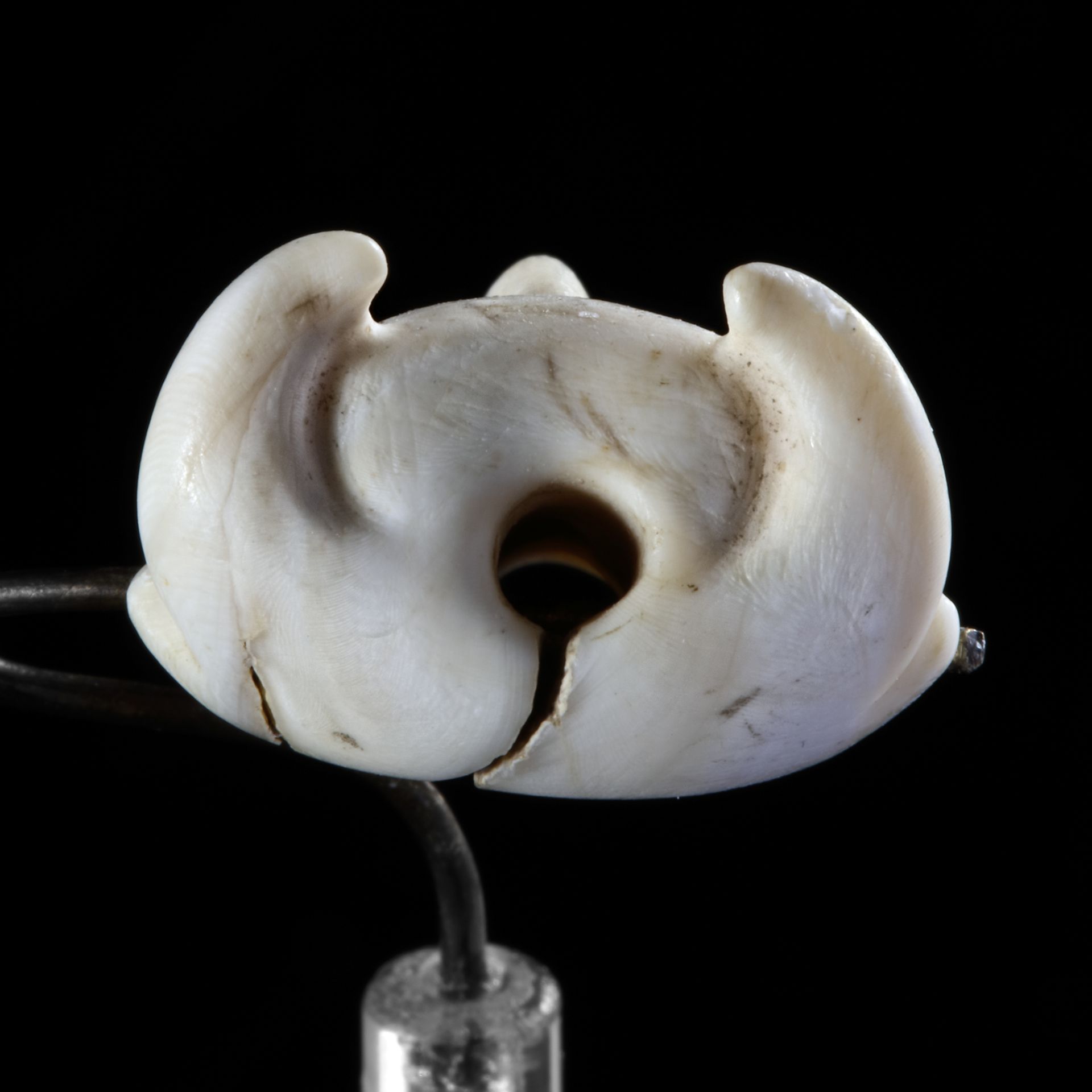 A SMALL AMULITIC HEAD OF A MAN HEADED BULL, NEAR EASTERN, 3RD MILLENNIUM BC - Image 6 of 6