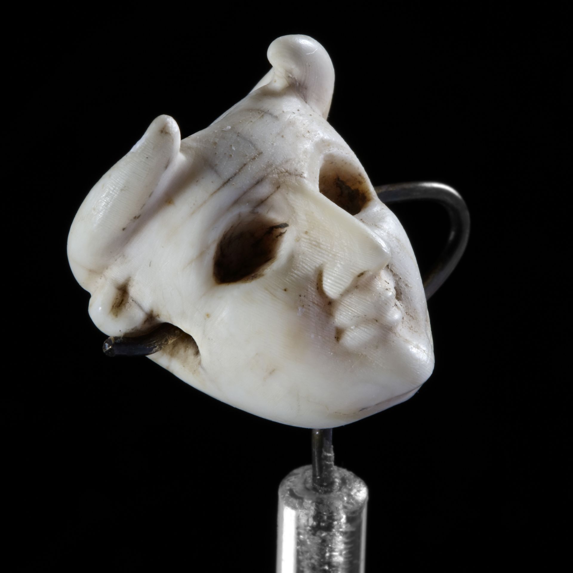 A SMALL AMULITIC HEAD OF A MAN HEADED BULL, NEAR EASTERN, 3RD MILLENNIUM BC - Image 5 of 6