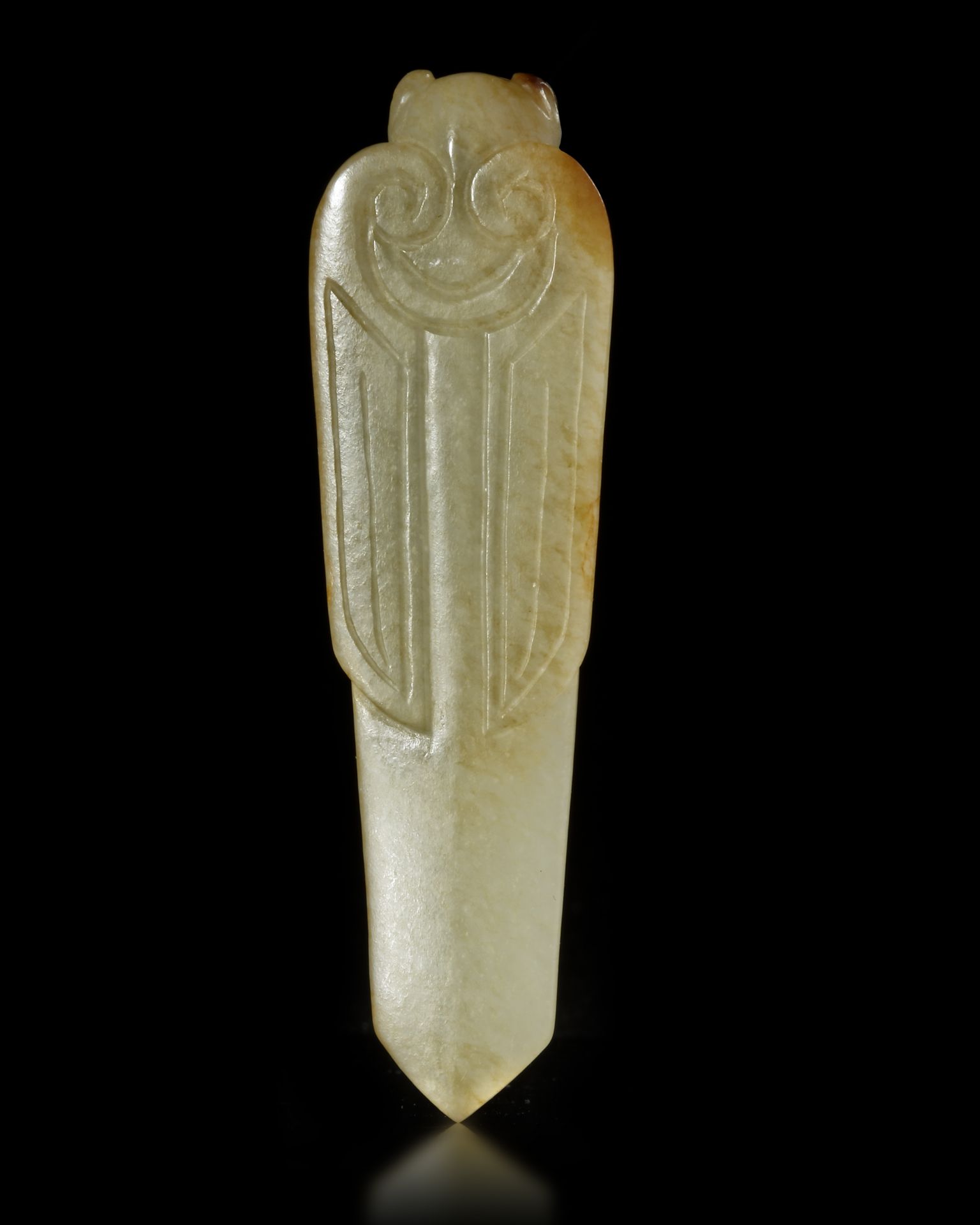 A CHINESE WHITE JADE CARVED MONKEY PENDANT, MING DYNASTY (1368-1644) - Image 3 of 4