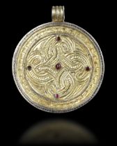 AN OSTROGOTHIC SILVER GILT PENDANT, 5TH-6TH CENTURY AD