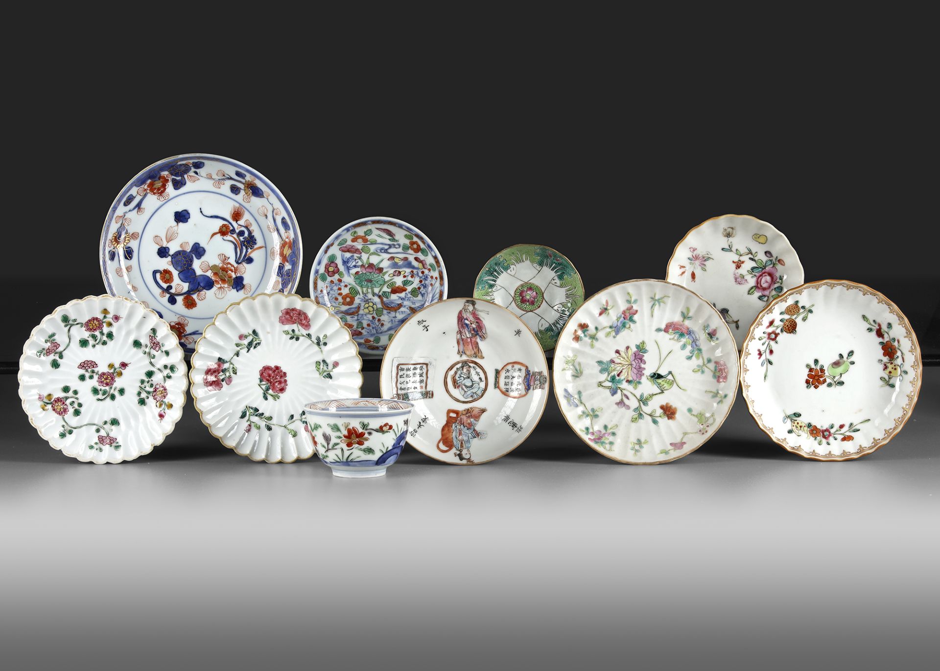 A COLLECTION OF A CUP AND 9 PORCELAIN SAUCERS, 18TH CENTURY AND LATER - Image 3 of 3