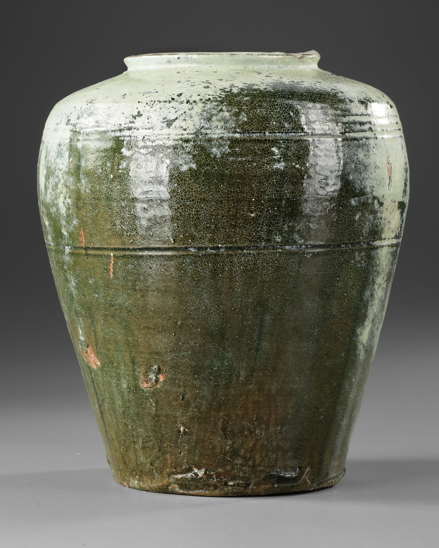 A GREEN GLAZED CHINESE VASE, HAN DYNASTY (206 BC-220 AD) - Image 2 of 4