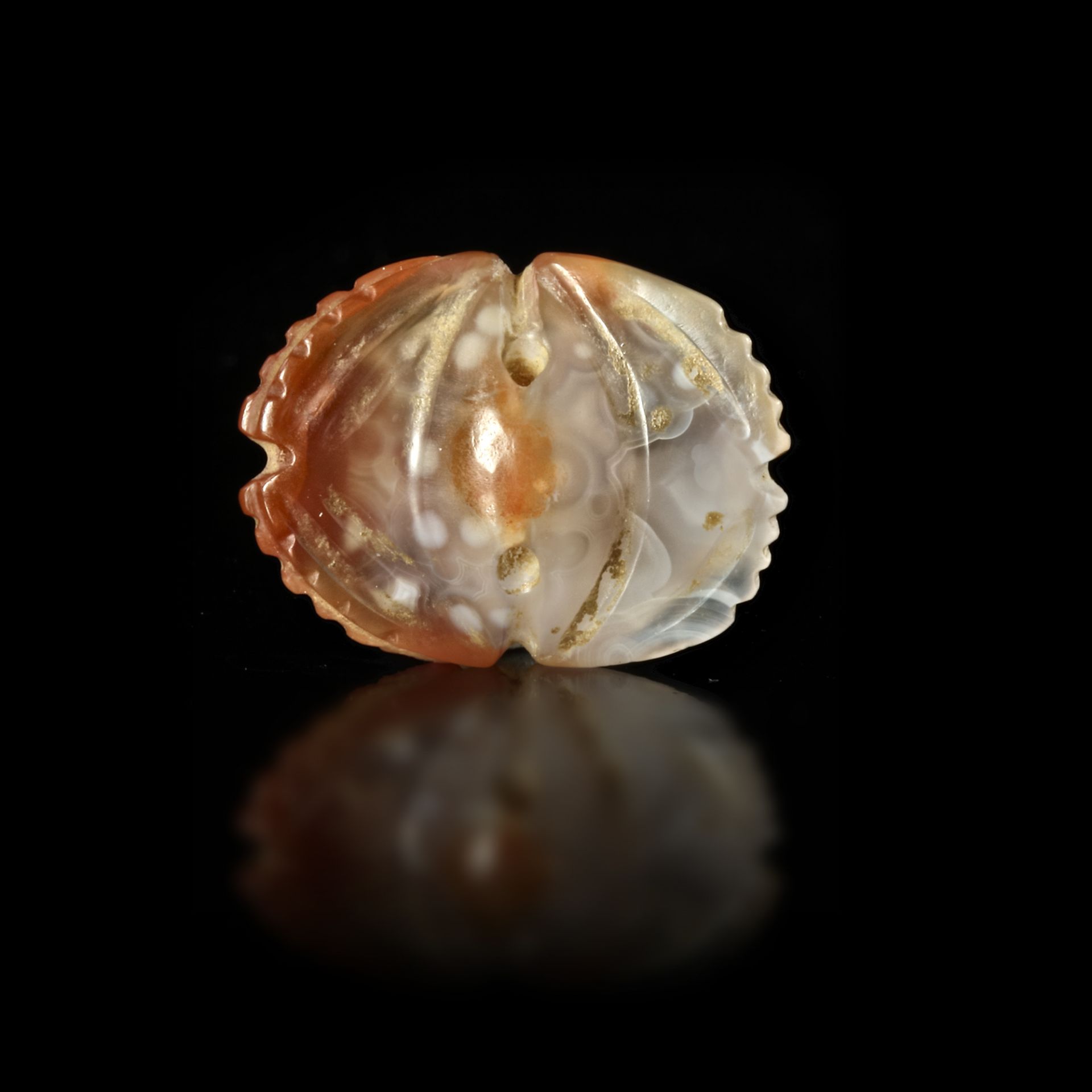 A SCARAB IN VARIEGATED AGATE, NORTH AFRICA, LATE PERIOD 2ND-1ST CENTURY BC - Image 3 of 3