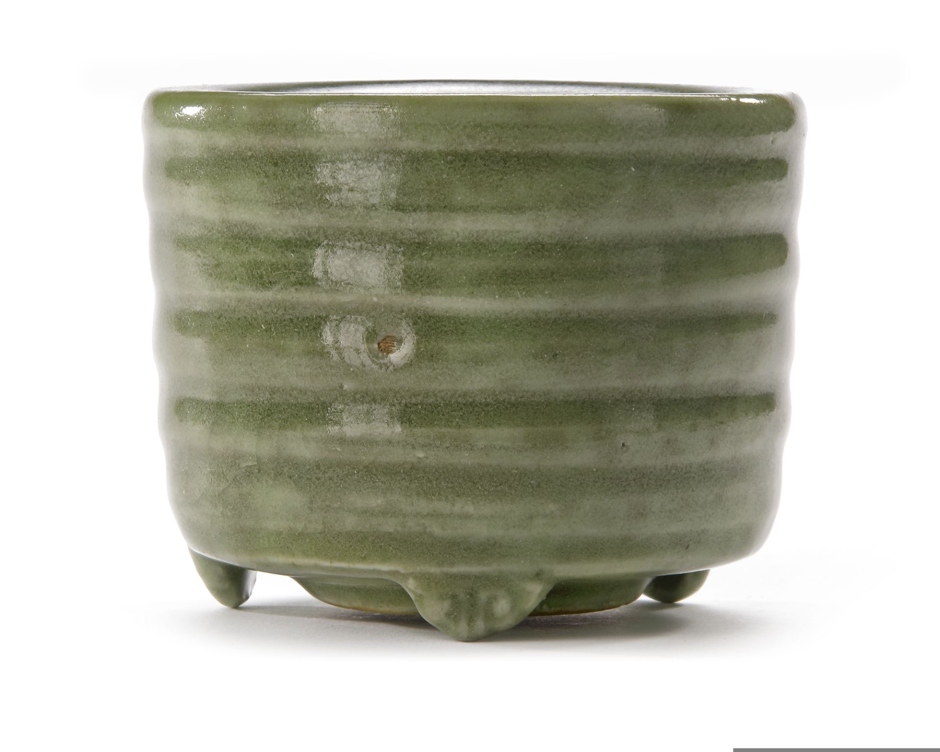 THREE CHINESE CELADON WARES, YUAN DYNASTY AND LATER - Image 2 of 5