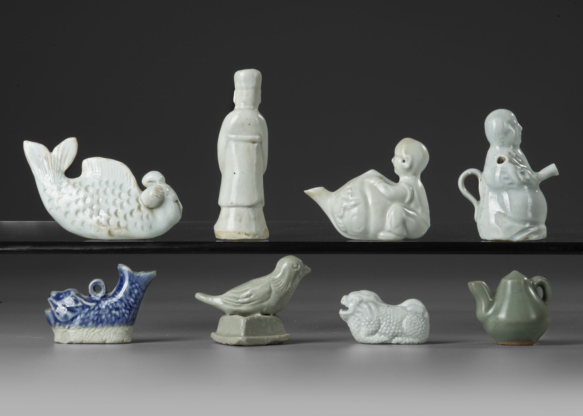 A COLLECTION OF 8 CHINESE PORCELAIN WARES, SONG DYNASTY AND LATER - Image 7 of 7