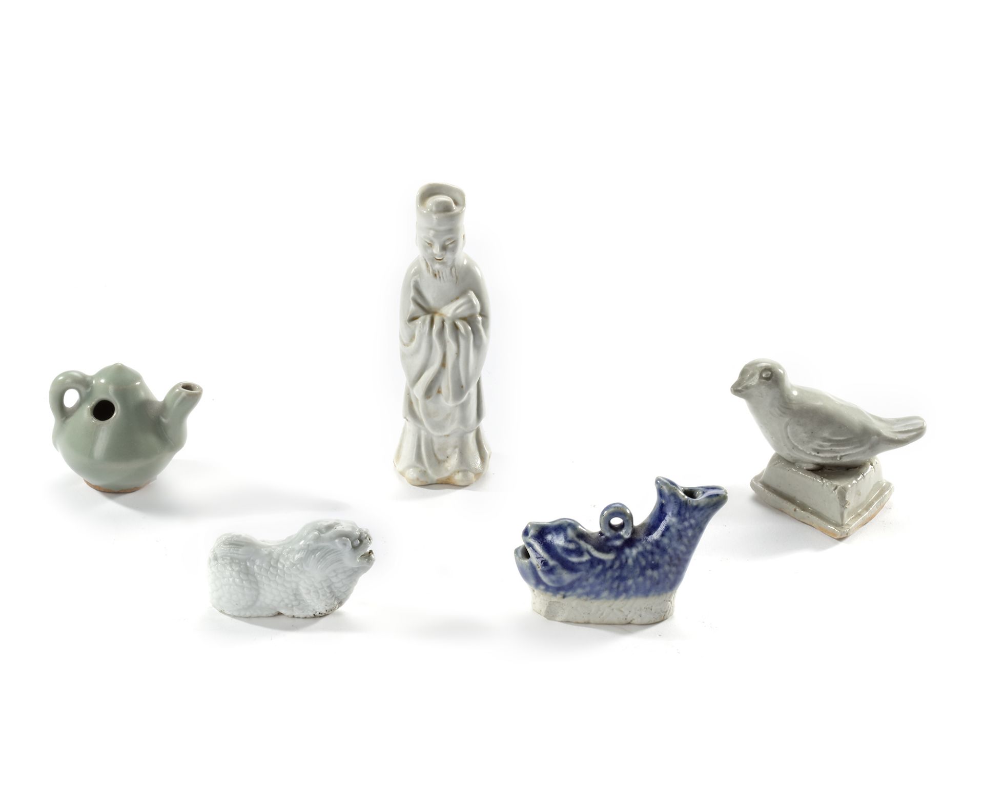 A COLLECTION OF 8 CHINESE PORCELAIN WARES, SONG DYNASTY AND LATER - Image 3 of 7
