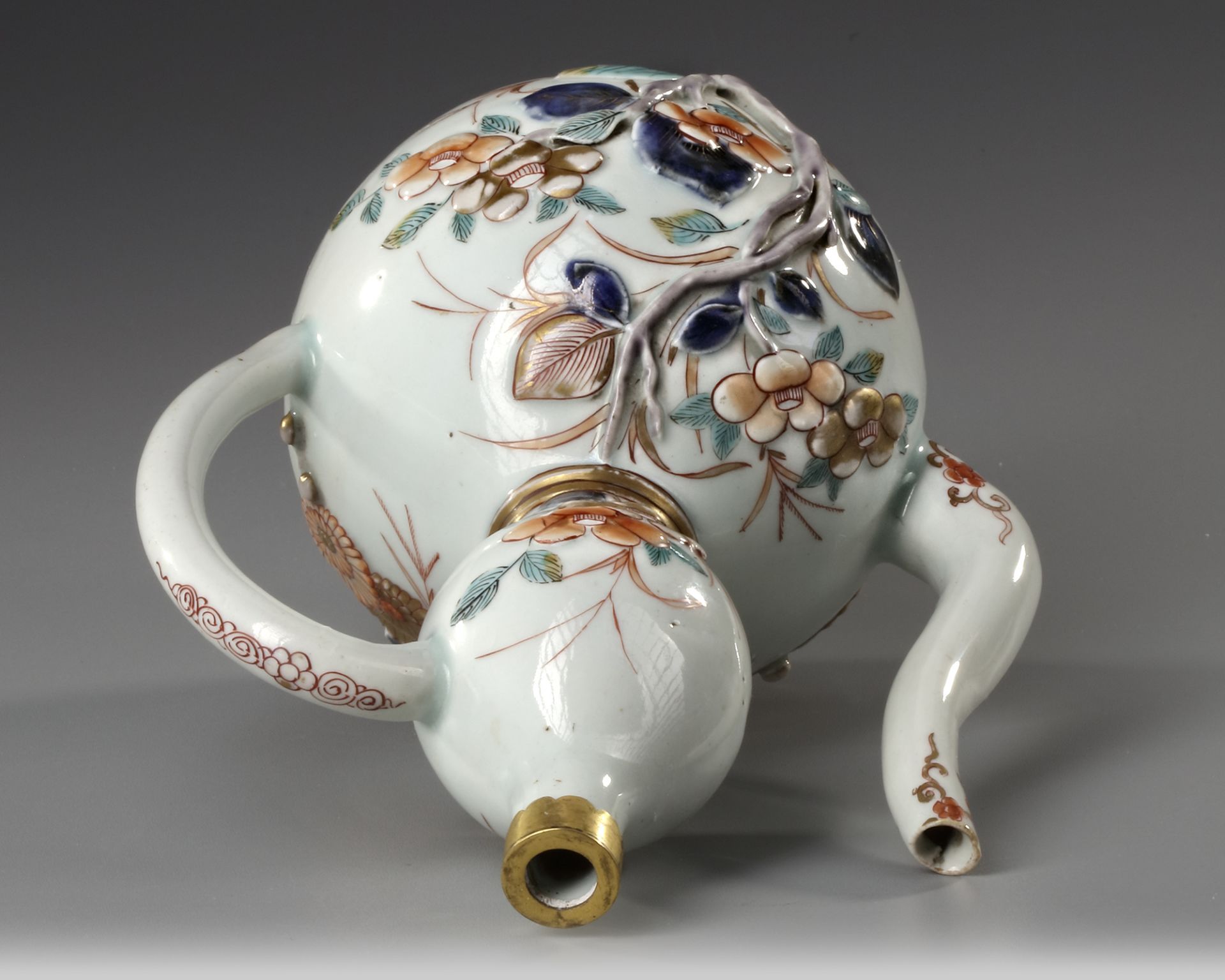 TWO JAPANESE IMARI WARES, 17TH/18TH CENTURY - Image 9 of 11