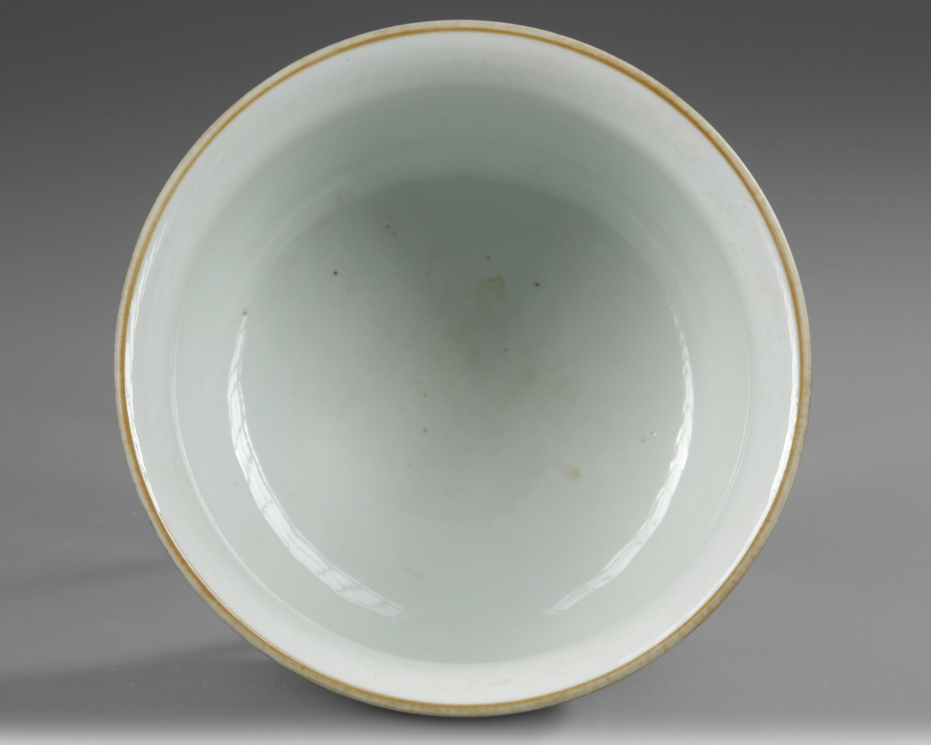 A CHINESE BLUE AND WHITE BOWL, QING DYNASTY (1662-1912) - Bild 3 aus 4