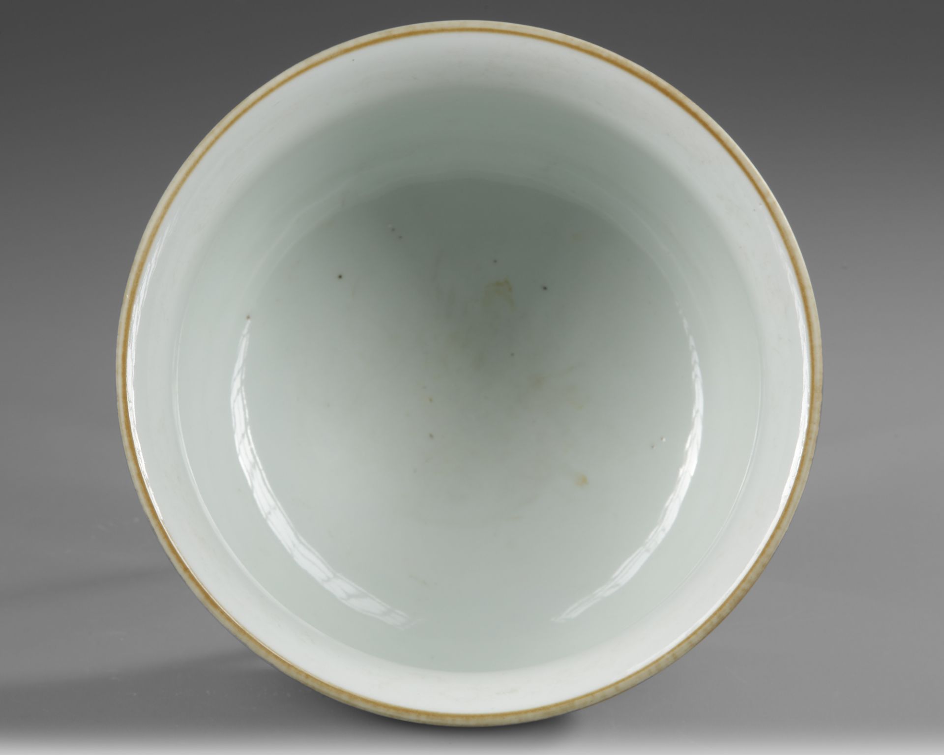 A CHINESE BLUE AND WHITE BOWL, QING DYNASTY (1662-1912) - Image 3 of 4