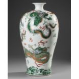 A LARGE CHINESE FAMILLE VERTE MEIPING VASE, 19TH-20TH CENTURY