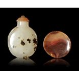 A CHINESE AGATE SNUFF BOTTLE AND SNUFF DISH, 18TH-19TH CENTURY