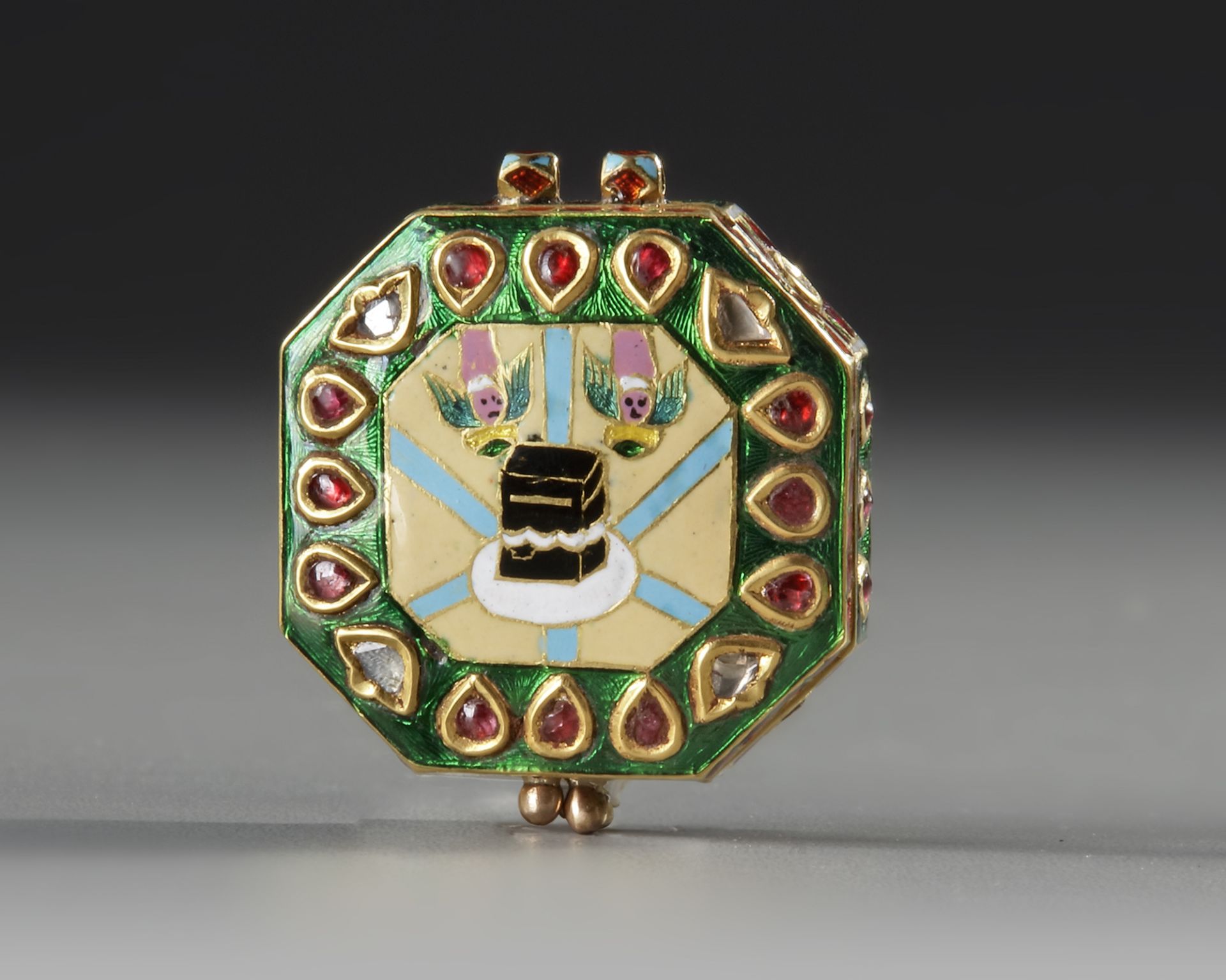 A HEXAGONAL GOLD GEMSET QURAN CASE CUM PENDANT, LUCKNOW OR DECCAN, 19TH CENTURY