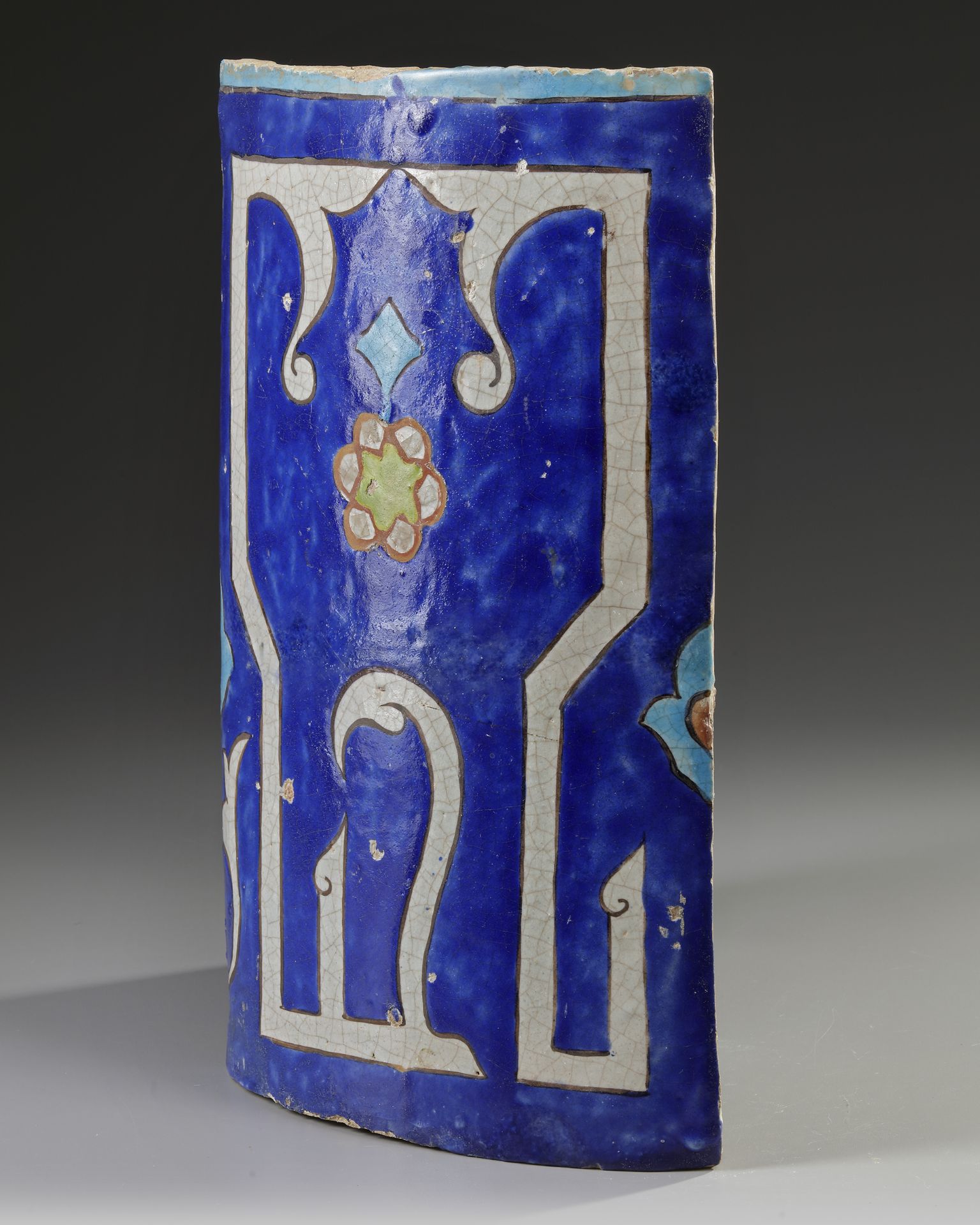 A TIMURID CALLIGRAPHIC POTTERY TILE, CENTRAL ASIA OR EASTERN PERSIA, 14TH-15TH CENTURY - Image 8 of 10
