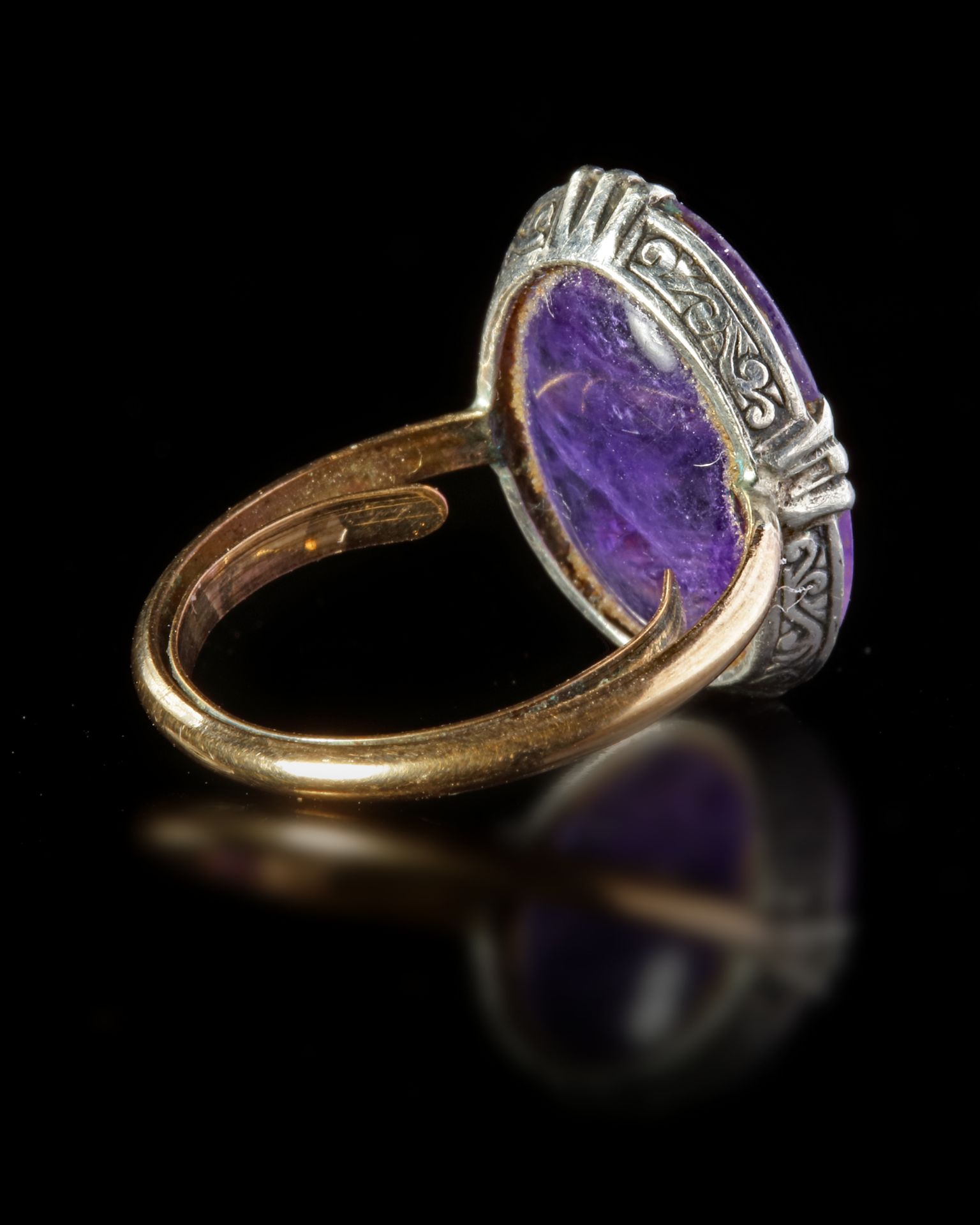 AN ANTIQUE RING WITH A ROMAN AMETHYST INTAGLIO, 1ST CENTURY AD, 18TH CENTURY RING - Image 6 of 7