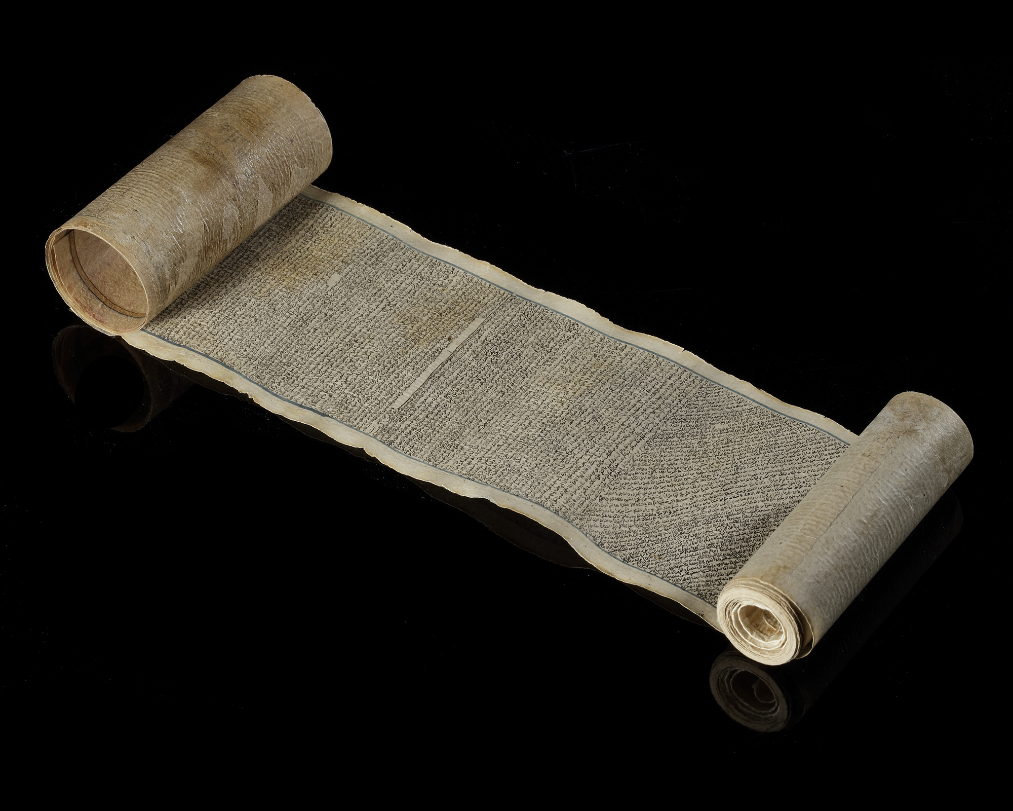 AN OTTOMAN ILLUMINATED QURAN SCROLL, OTTOMAN TURKEY, 17TH CENTURY - Image 9 of 10