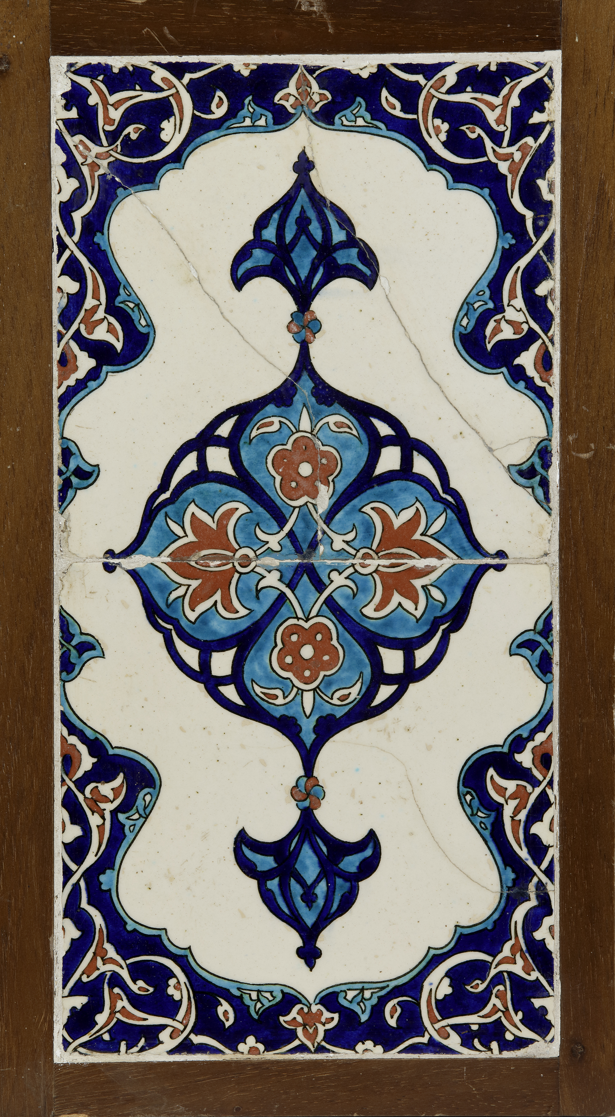 A PAIR OF RARE AND FINE IZNIK TILES, OTTOMAN TURKEY, 16TH CENTURY