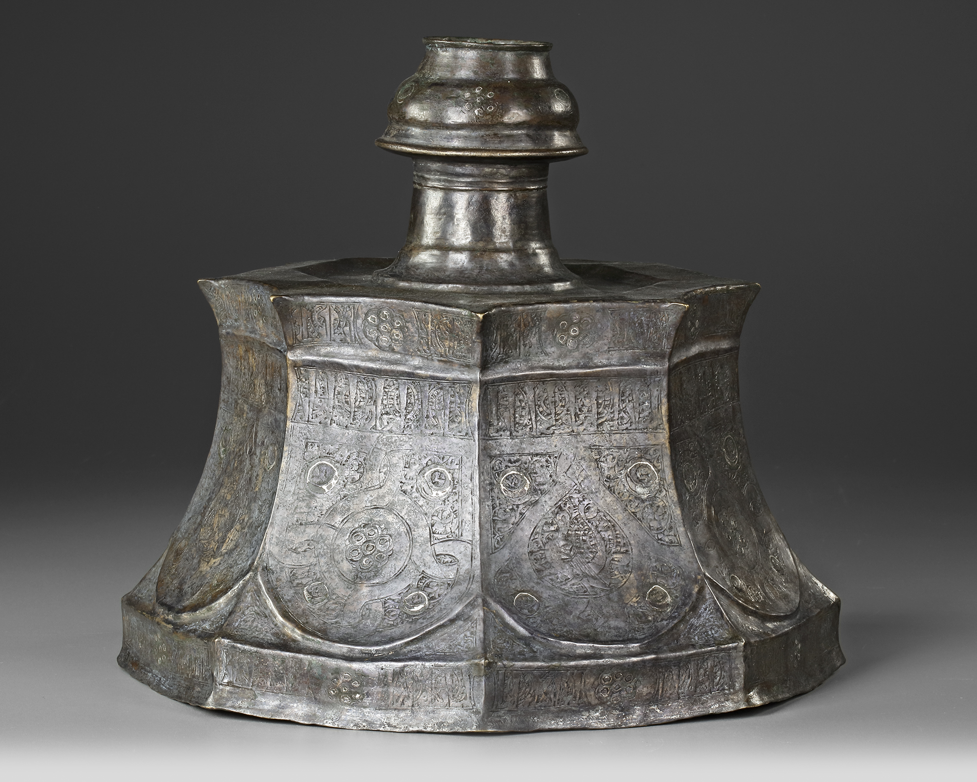 A SELJUK SILVER INLAID BRONZE CANDLESTICK, PERSIA, 12TH-13TH CENTURY - Bild 2 aus 18