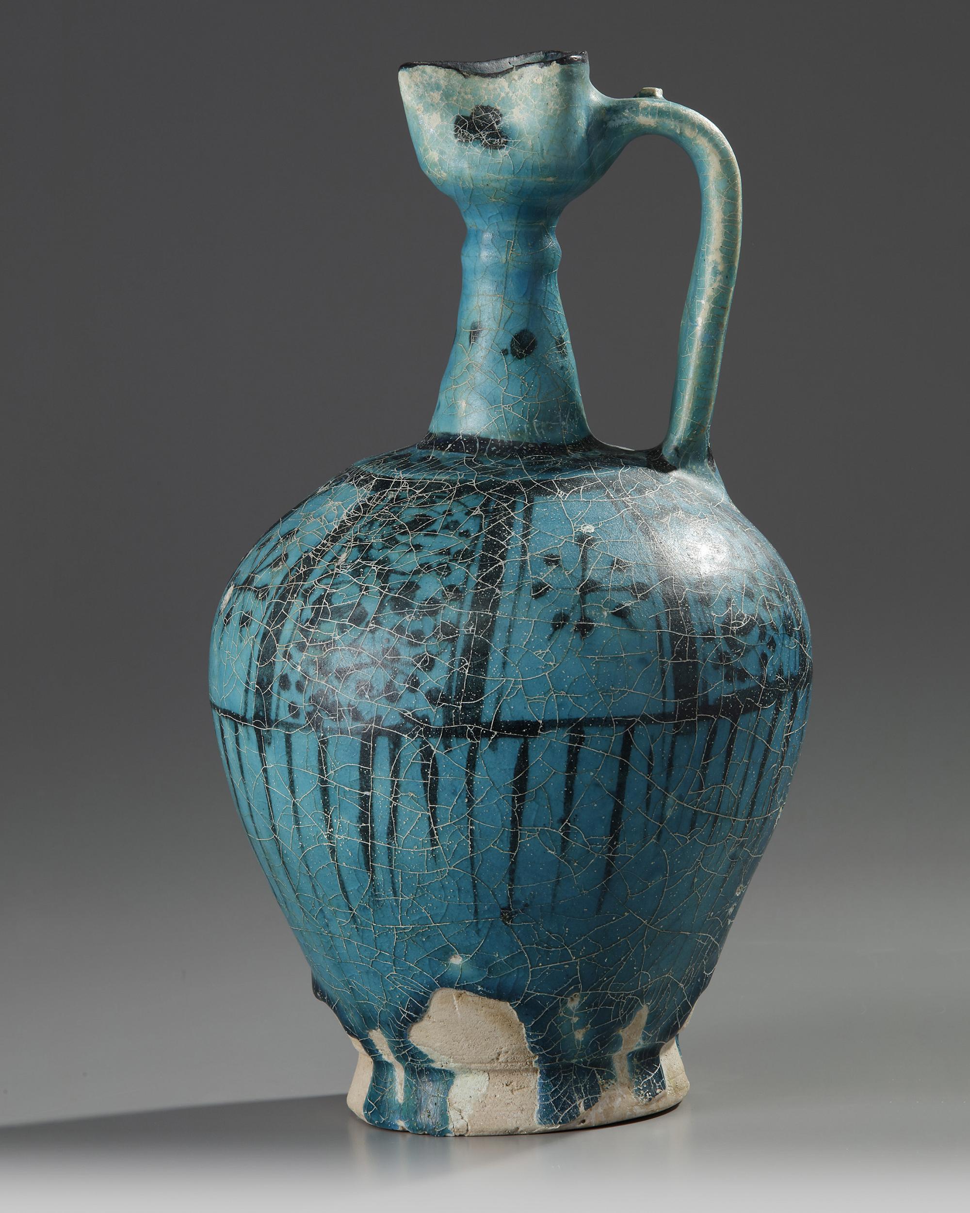 A LARGE RAQQA UNDERGLAZE PAINTED POTTERY EWER, SYRIA, 12TH-13TH CENTURY - Image 20 of 20