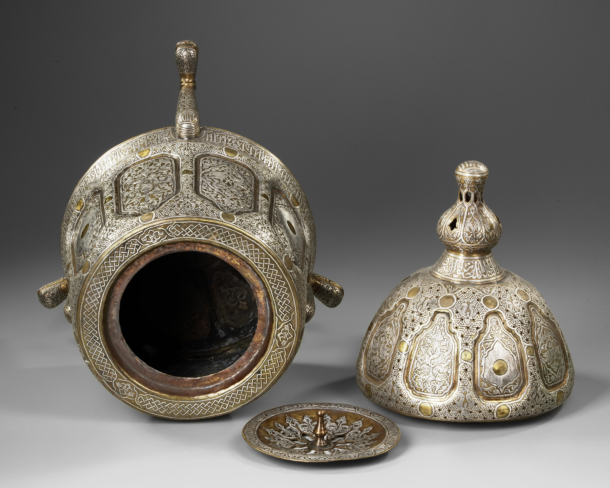 A MAMLUK REVIVAL SILVER INLAID BRONZE INCENSE BURNER, 20TH CENTURY - Image 4 of 4