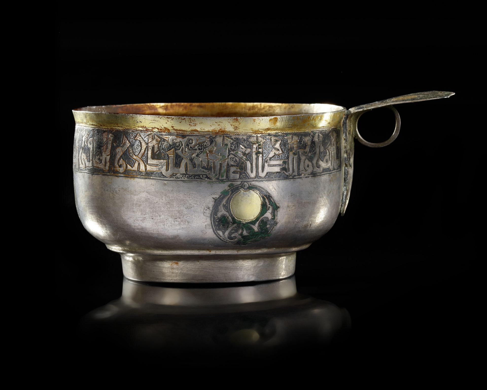 A RARE SILVER AND NIELLOED CUP WITH KUFIC INSCRIPTION, PERSIA OR CENTRAL ASIA, 11TH-12TH CENTURY - Image 5 of 34