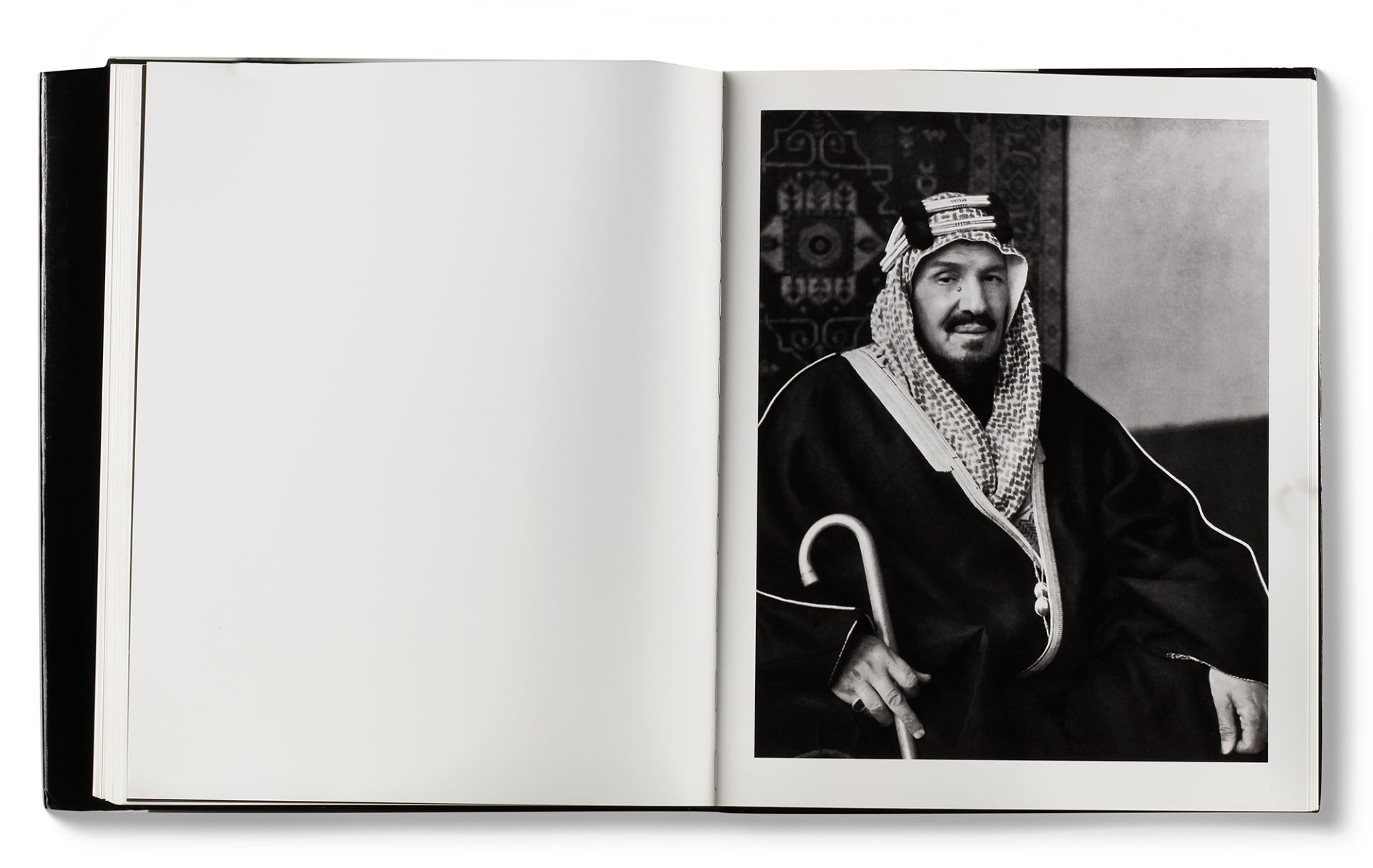 KING ABDULAZIZ BY ANTHONY ROBERTS, SAUDIA ARABIA - Image 17 of 24