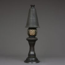 A LARGE BRONZE JAPANESE LANTERN, 1868-1912 (MEIJI PERIOD)