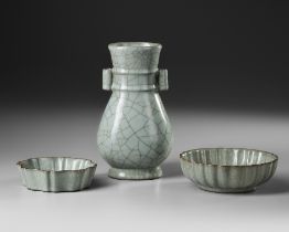 A CHINESE COLLECTION OF THREE GUAN-TYPE WARES, QING DYNASTY (1644-1912)