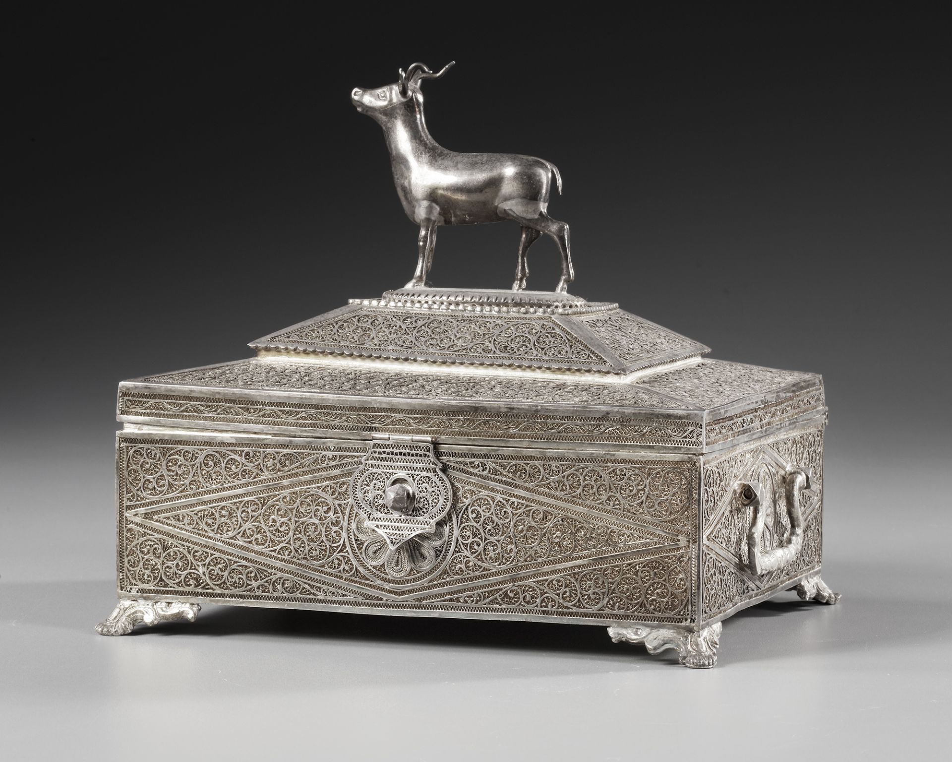 AN OTTOMAN SILVER FILIGREE CASKET, 19TH CENTURY