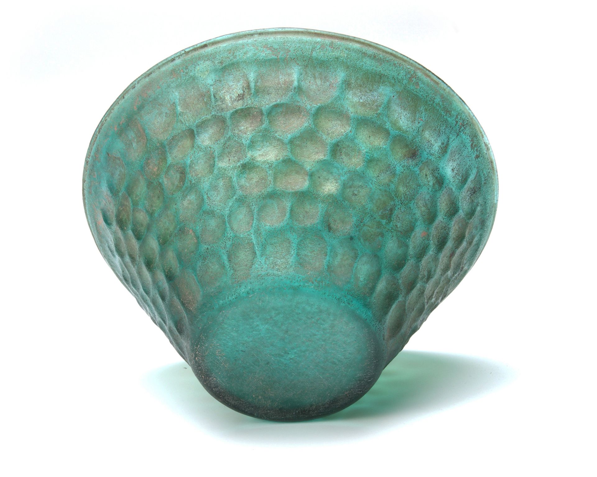 A PERSIAN GREEN CUT GLASS BOWL, 8TH-9TH CENTURY - Image 5 of 10