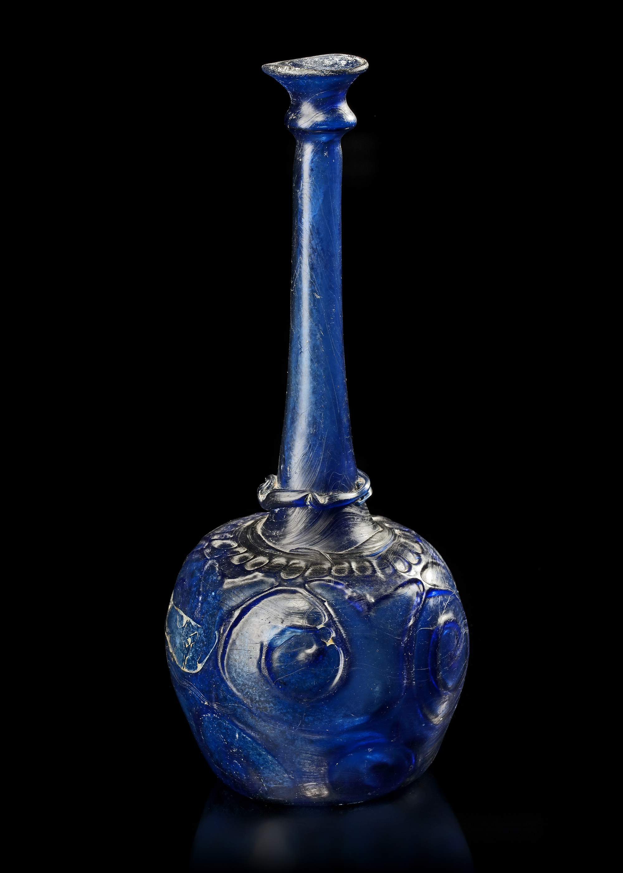 A LARGE MOULD-BLOWN BLUE GLASS BOTTLE-VASE OR SPRINKLER, PERSIA, 12TH CENTURY - Image 9 of 14