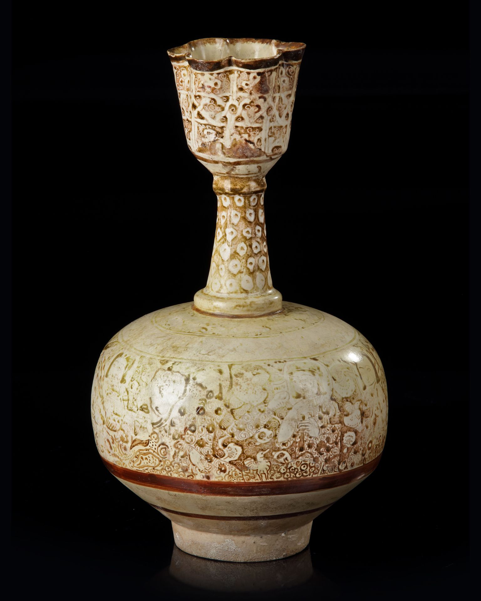 A KASHAN LUSTRE POTTERY BOTTLE VASE, PERSIA, EARLY 13TH CENTURY - Image 3 of 10