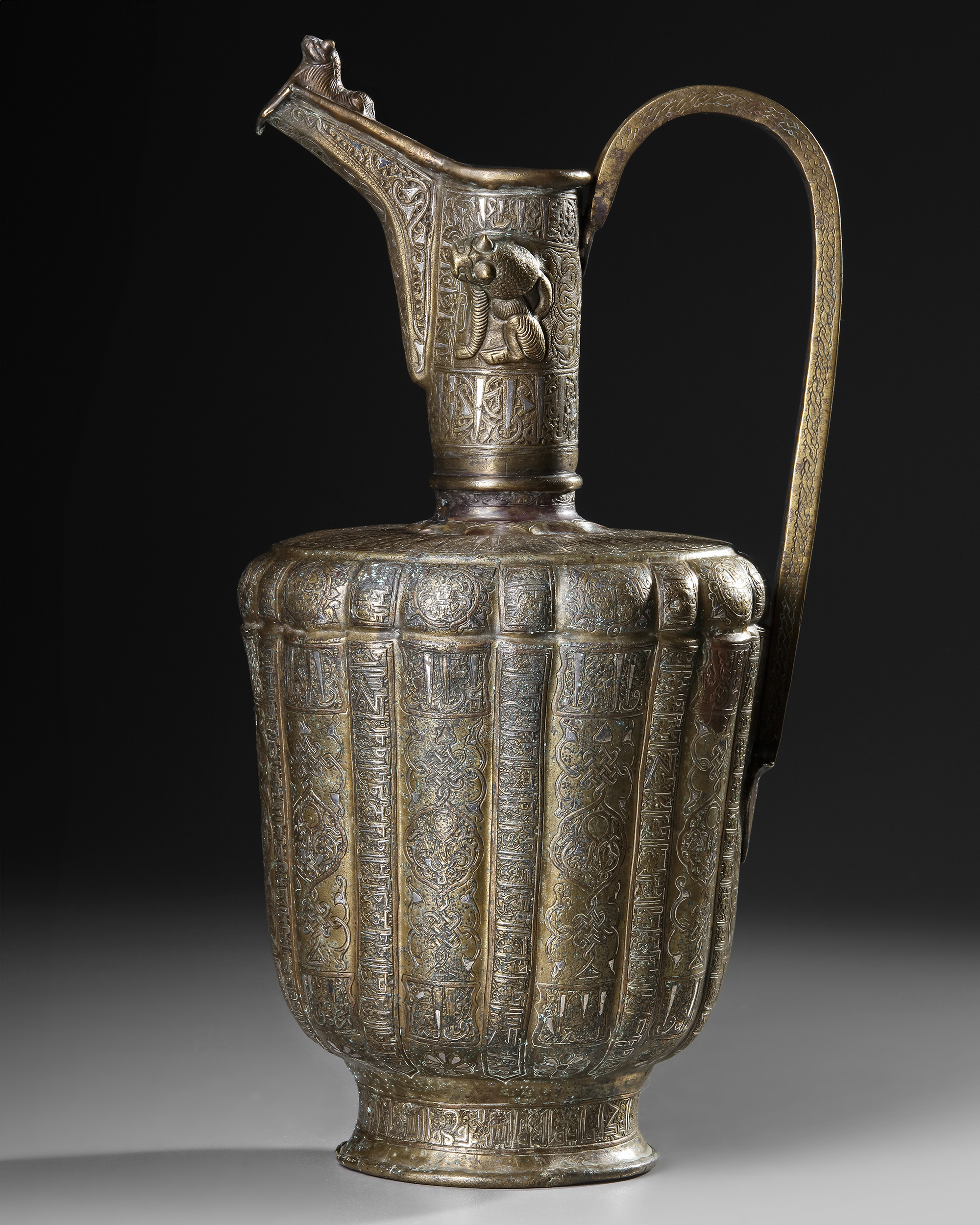 A SILVER AND COPPER INLAID EWER, 12TH CENTURY - Image 22 of 30