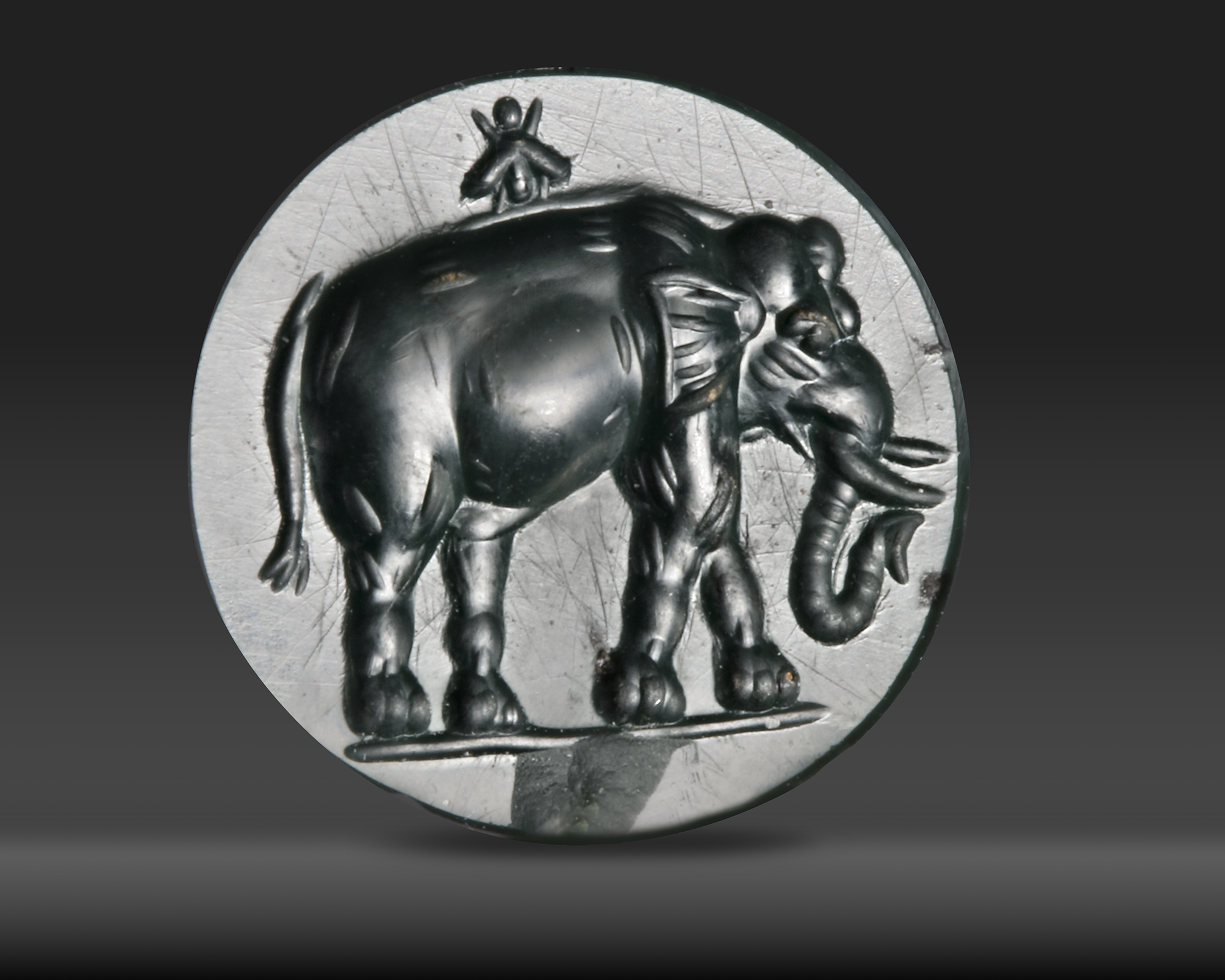 A ROMAN INTAGLIO OF AN ELEPHANT, 1ST CENTURY BC-AD - Image 2 of 4