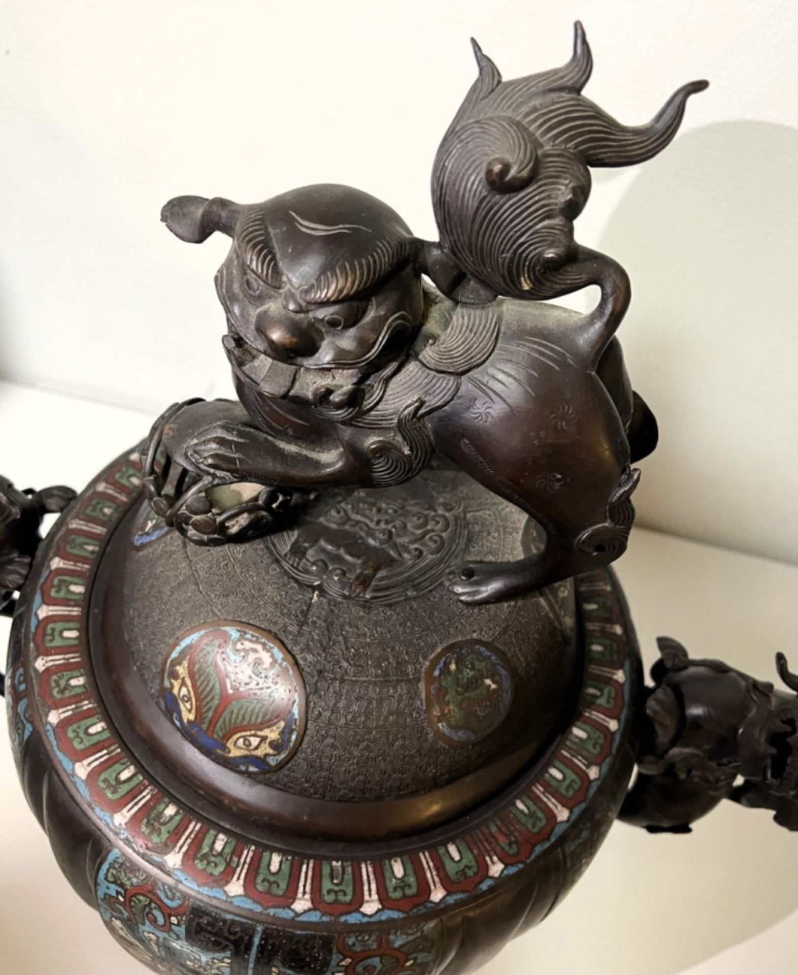 Bronze Chinese incense burner - Image 4 of 13