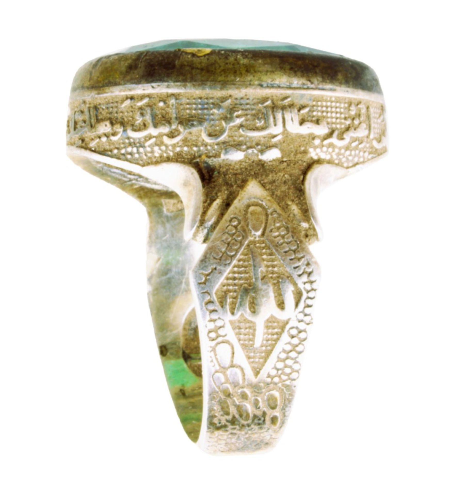 Silver ring with green stone engraved with islamic script - Image 7 of 7