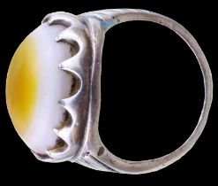 Silver ring with yellow Agate eye