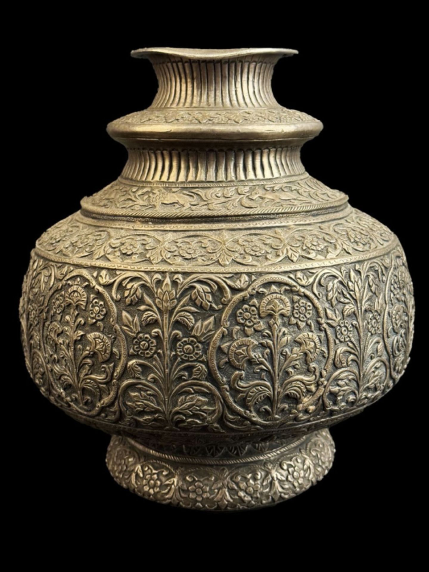 Mughal Indian silver jar - Image 2 of 5