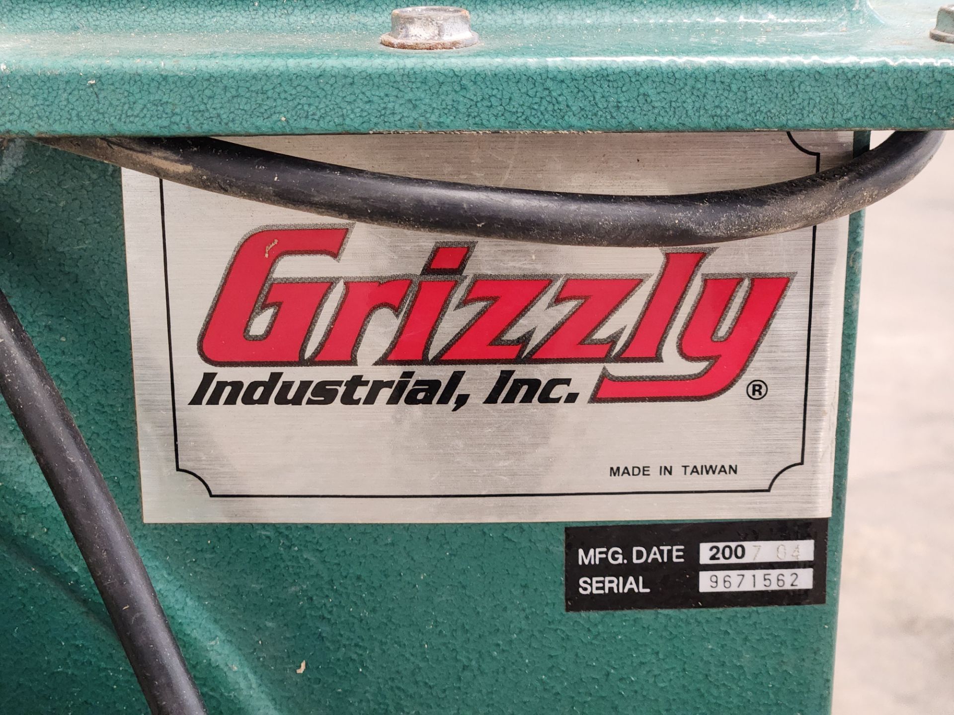 Grizzly Dust Collector w/ (2) Bins - Image 3 of 5