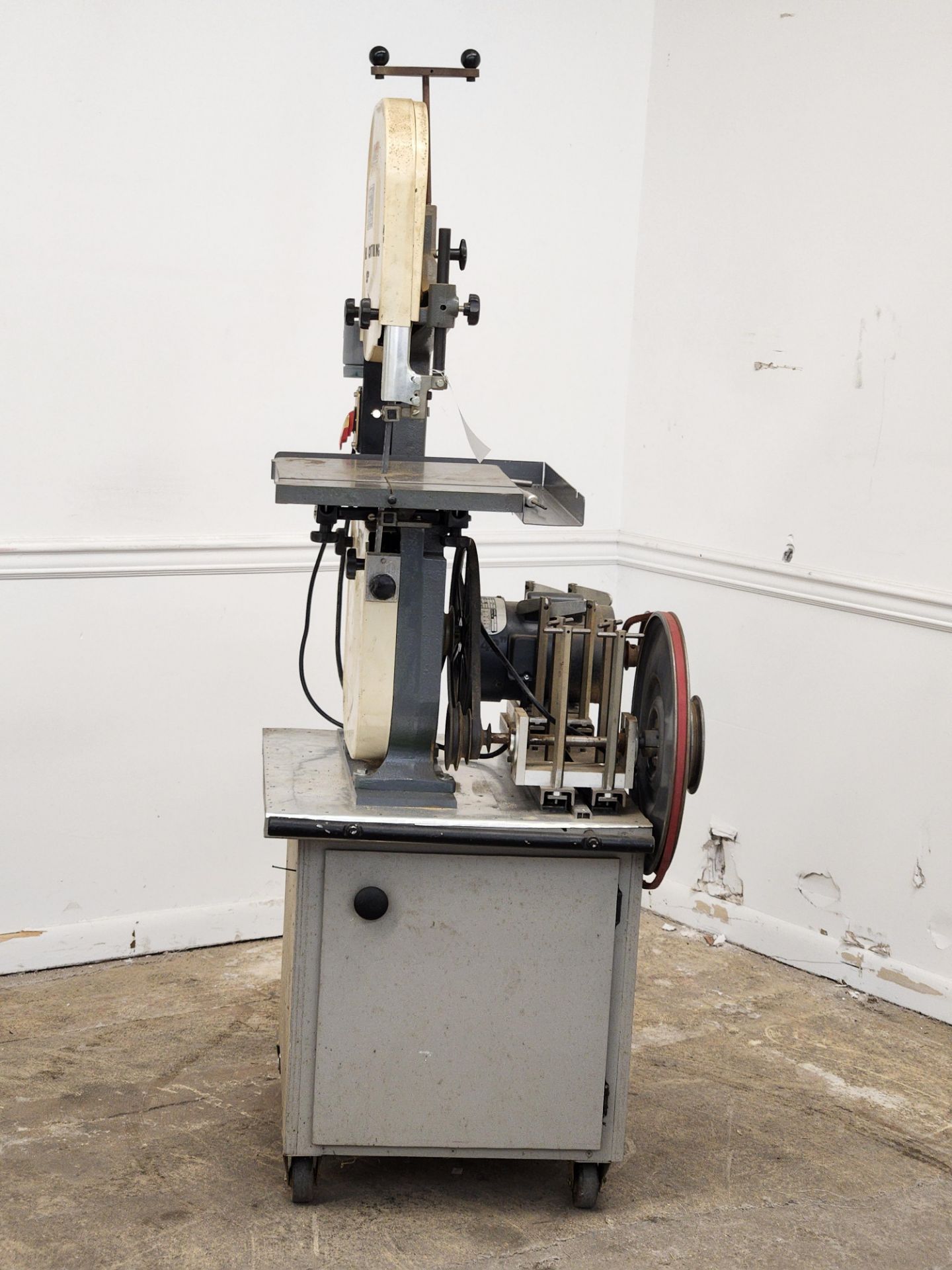 Central Machinery 14" Band Saw