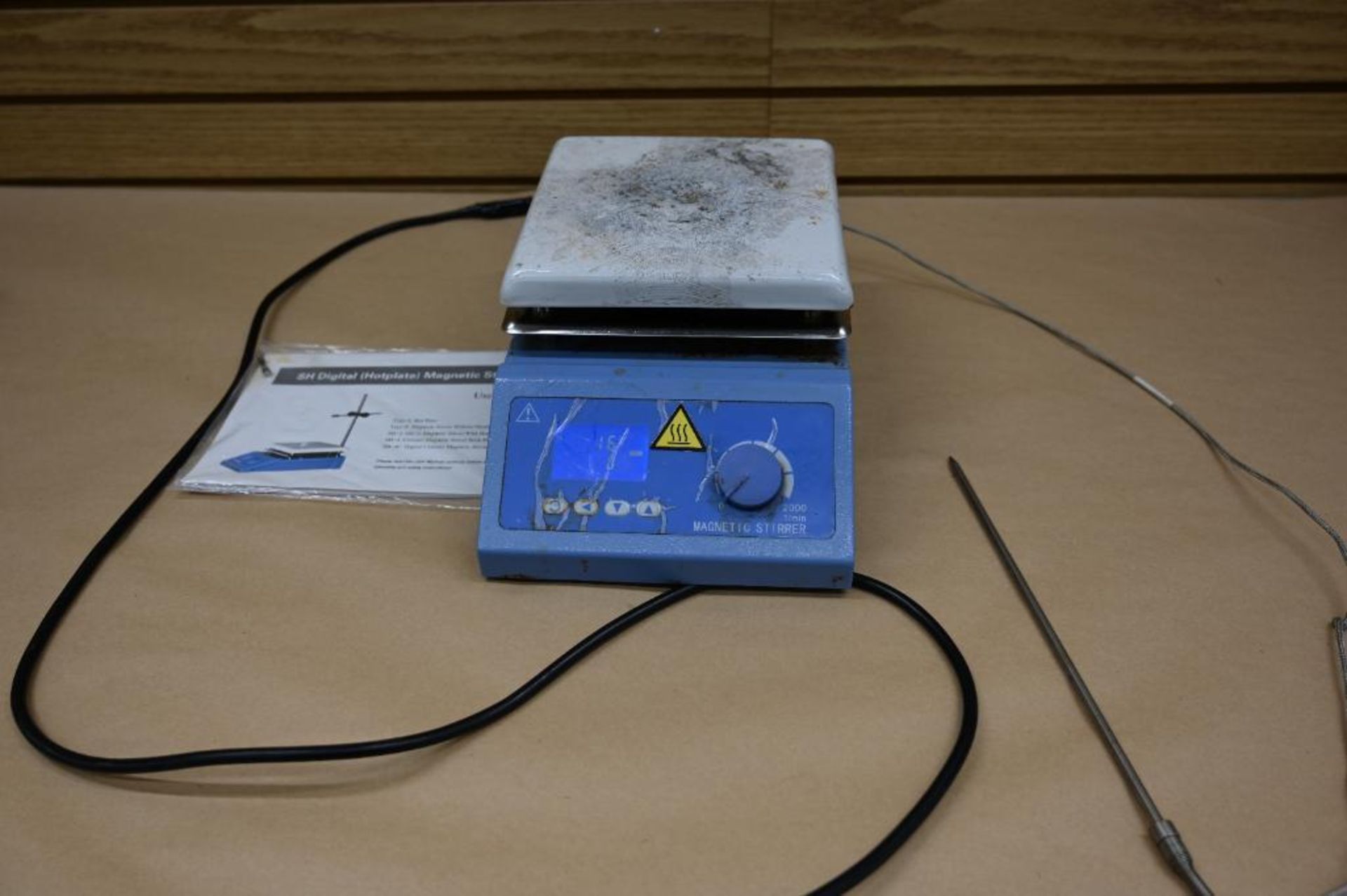 SH Digital Hot Plate Magnetic Stirrer - Image 5 of 9