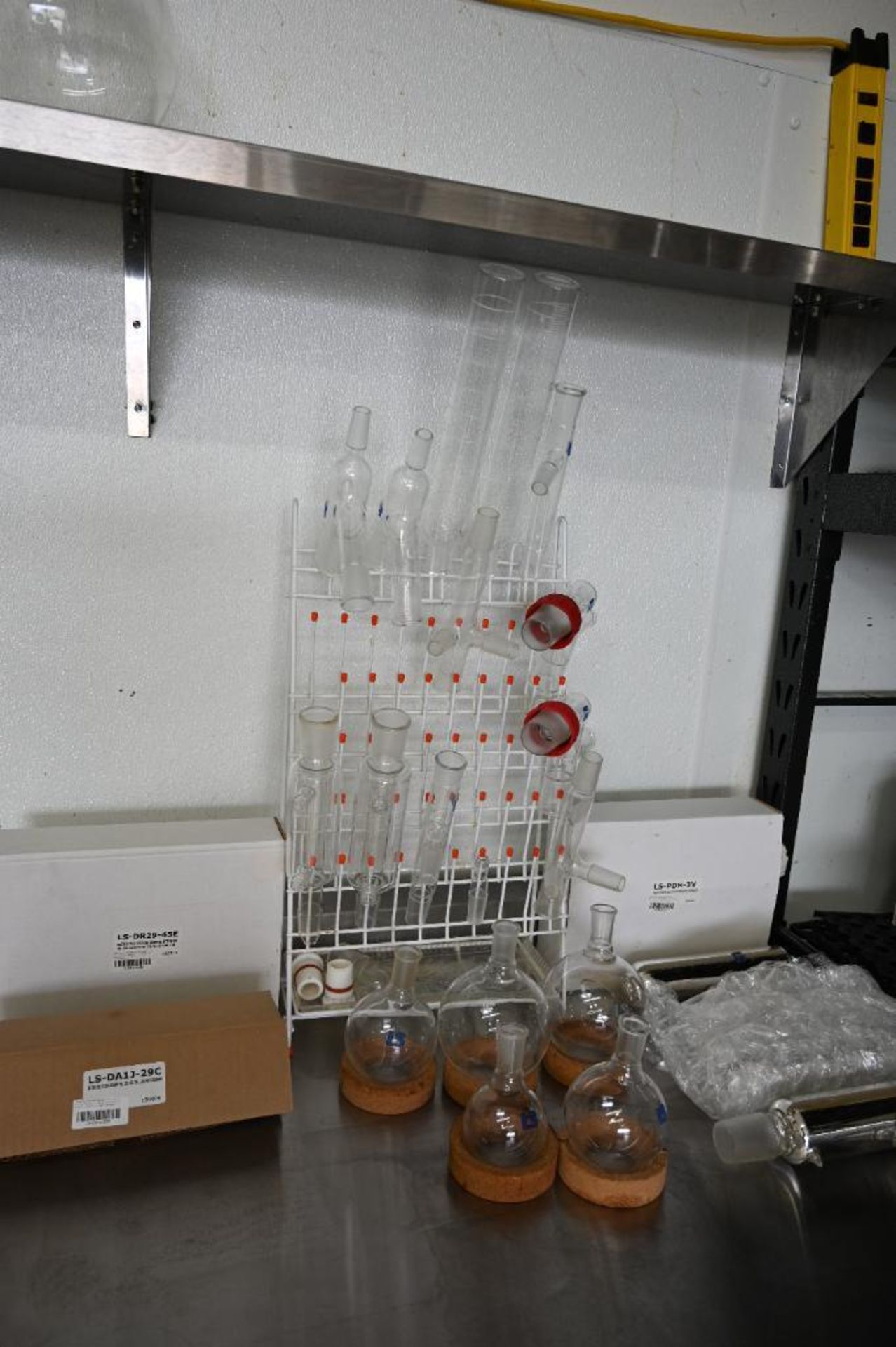 Lab Society 20 Liter Executive Short Path Distillation System (Full Bore) - Image 18 of 18
