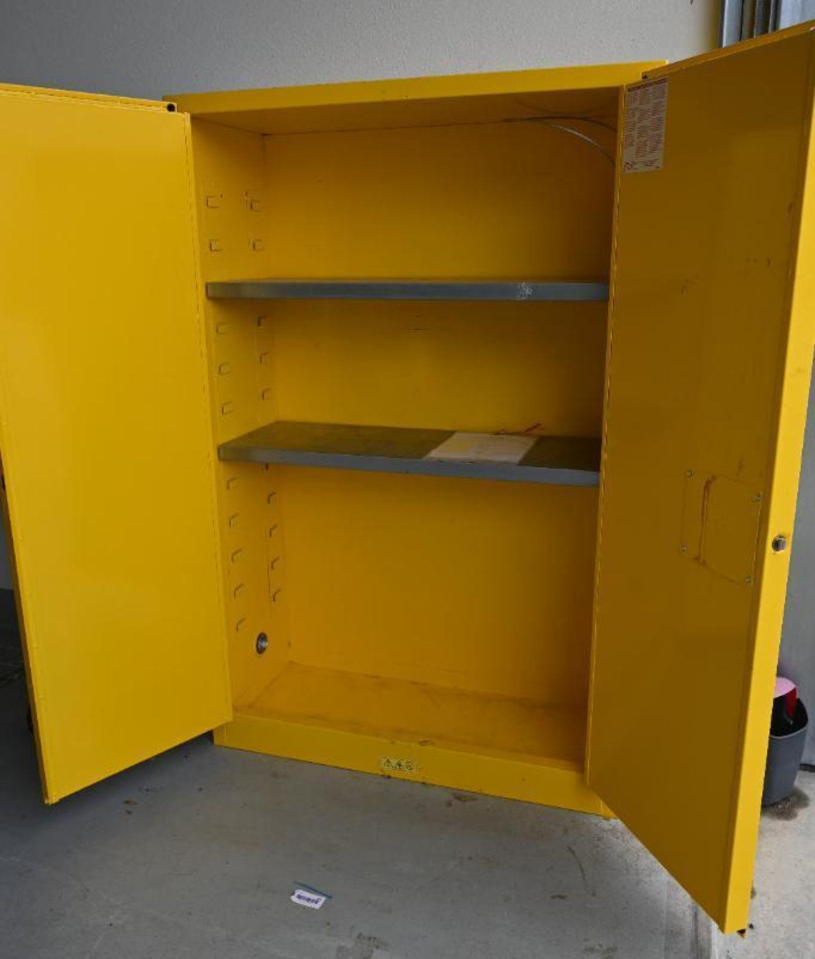Durham FM Approved 1045-50 Welded 16 Gauge Steel Flammable Cabinet - Image 6 of 10